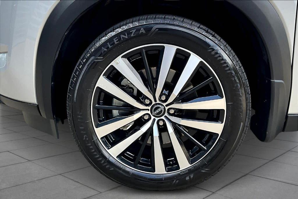 used 2025 Nissan Pathfinder car, priced at $41,395