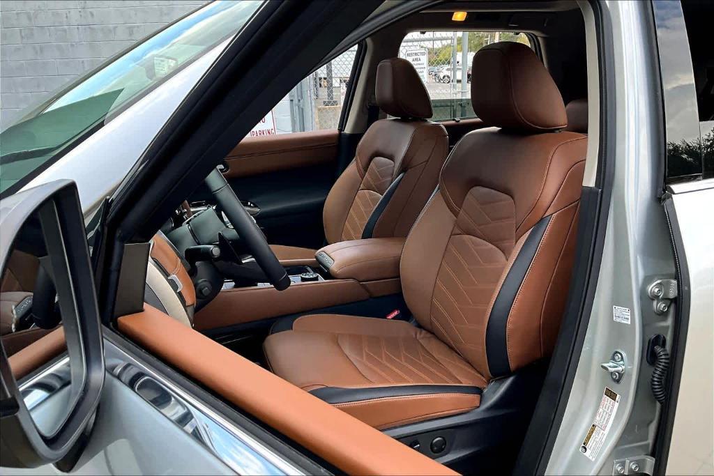 used 2025 Nissan Pathfinder car, priced at $41,395