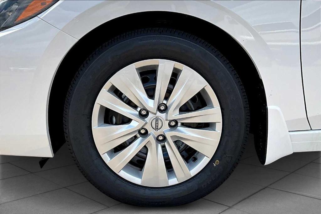 new 2025 Nissan Sentra car, priced at $23,255