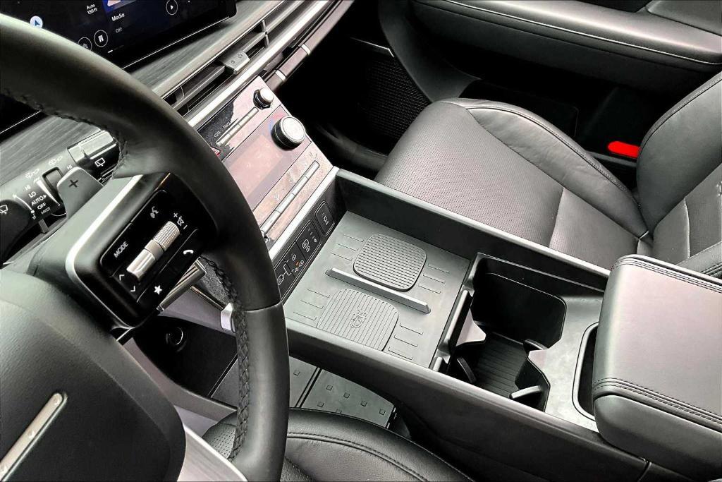 used 2024 Hyundai Santa Fe car, priced at $37,000