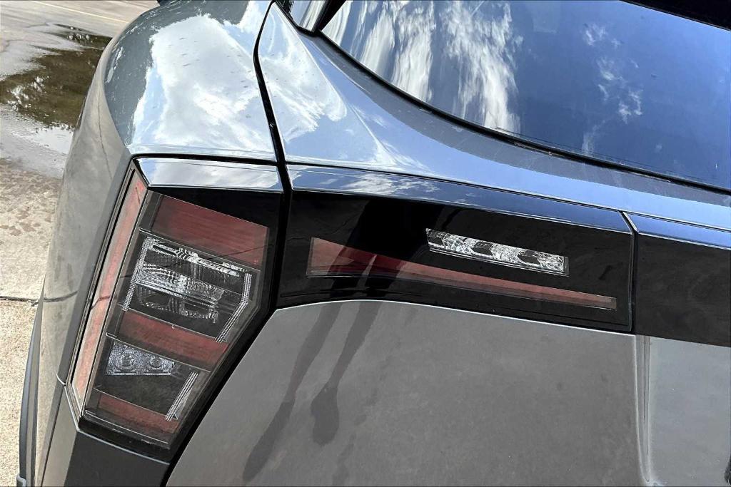new 2025 Nissan Kicks car, priced at $28,651