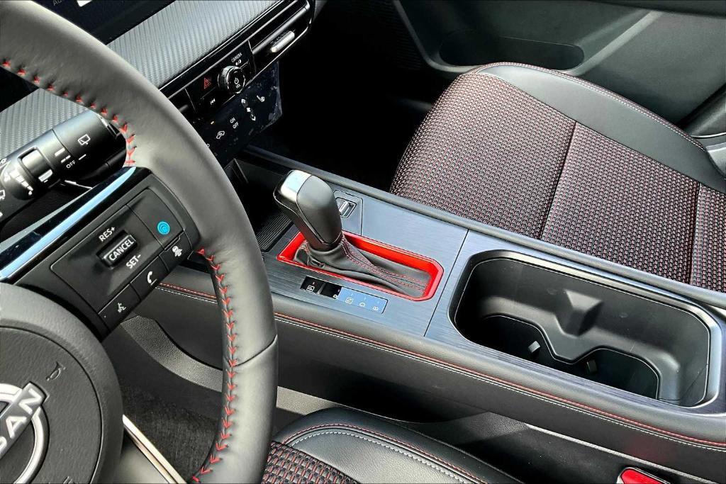 new 2025 Nissan Kicks car, priced at $28,651