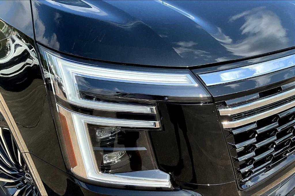 new 2025 Nissan Armada car, priced at $80,535