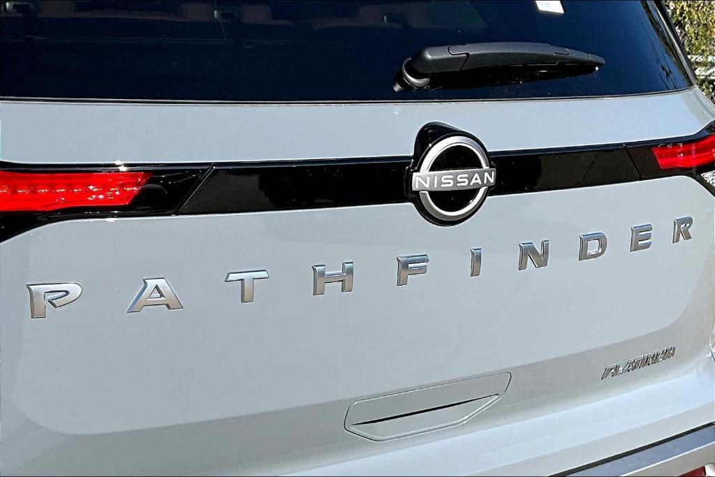 new 2025 Nissan Pathfinder car, priced at $53,580