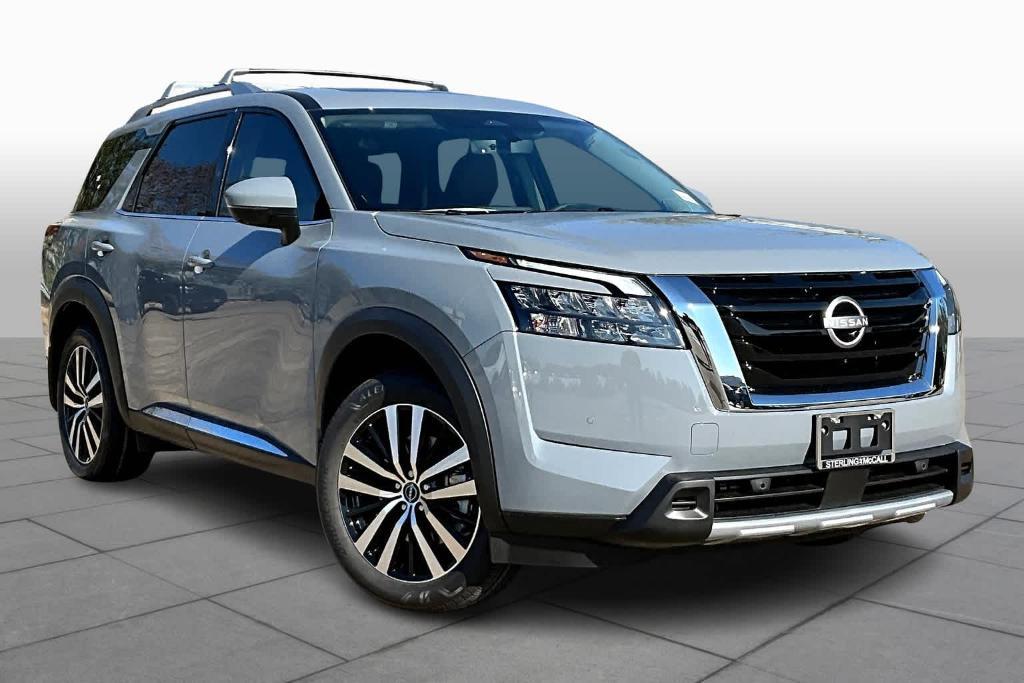 new 2025 Nissan Pathfinder car, priced at $53,580