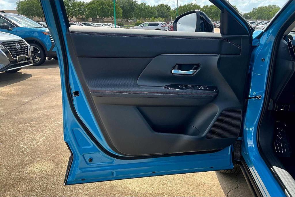new 2025 Nissan Kicks car, priced at $27,871