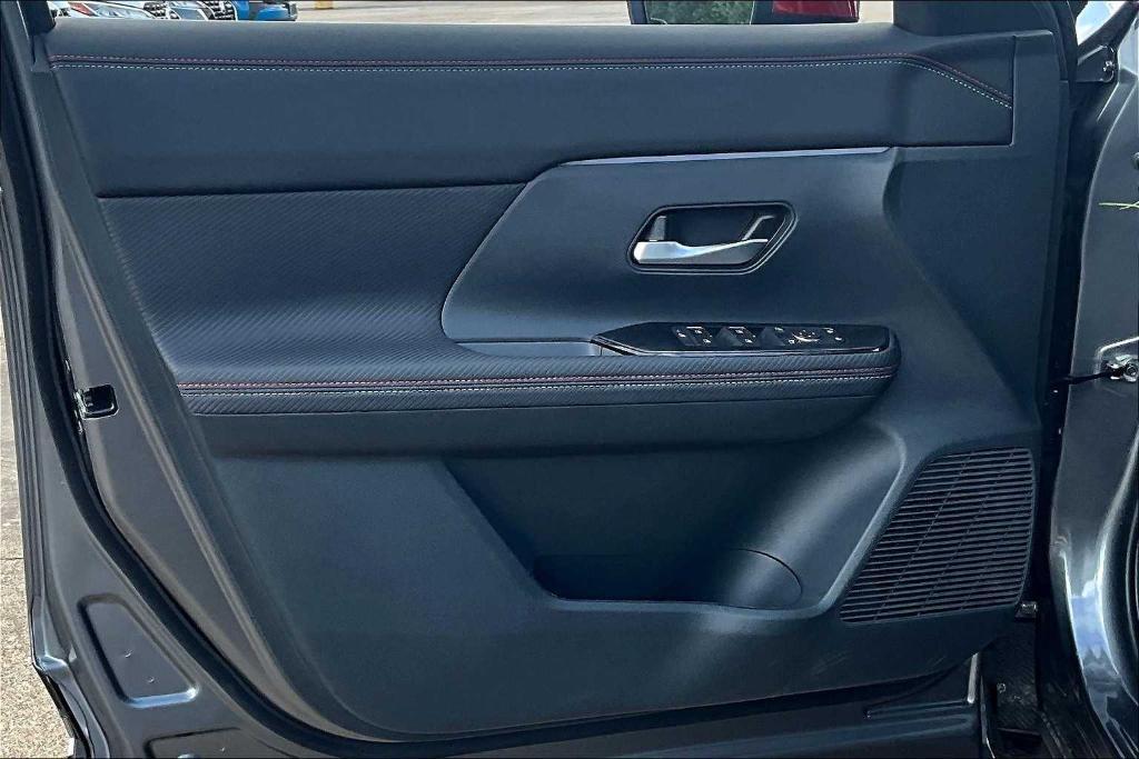 new 2025 Nissan Kicks car, priced at $26,705