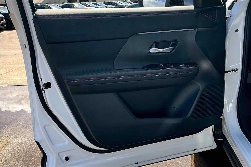new 2025 Nissan Kicks car, priced at $27,155