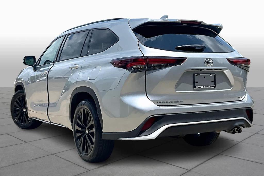 used 2024 Toyota Highlander car, priced at $43,000