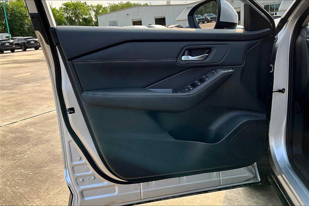 new 2025 Nissan Rogue car, priced at $30,785