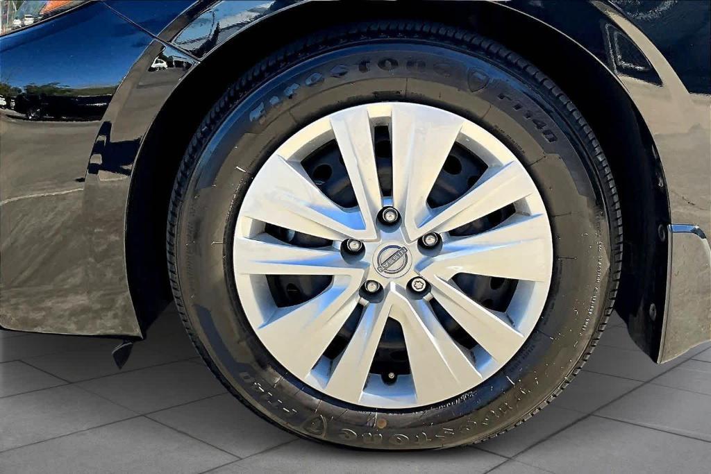 used 2025 Nissan Sentra car, priced at $19,991