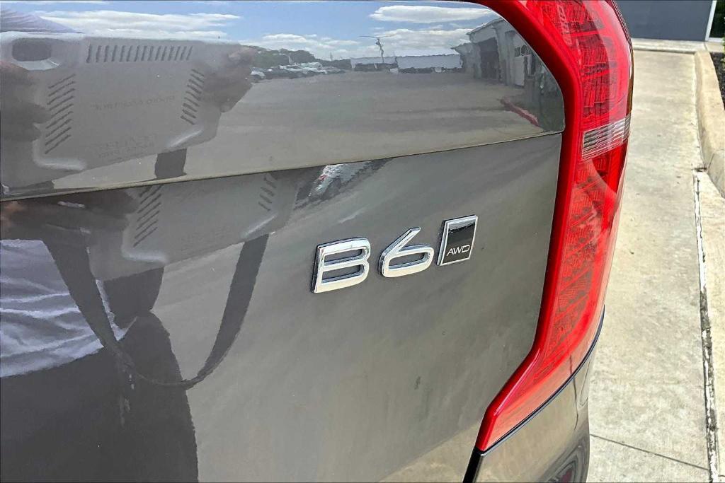 used 2024 Volvo XC90 car, priced at $54,400