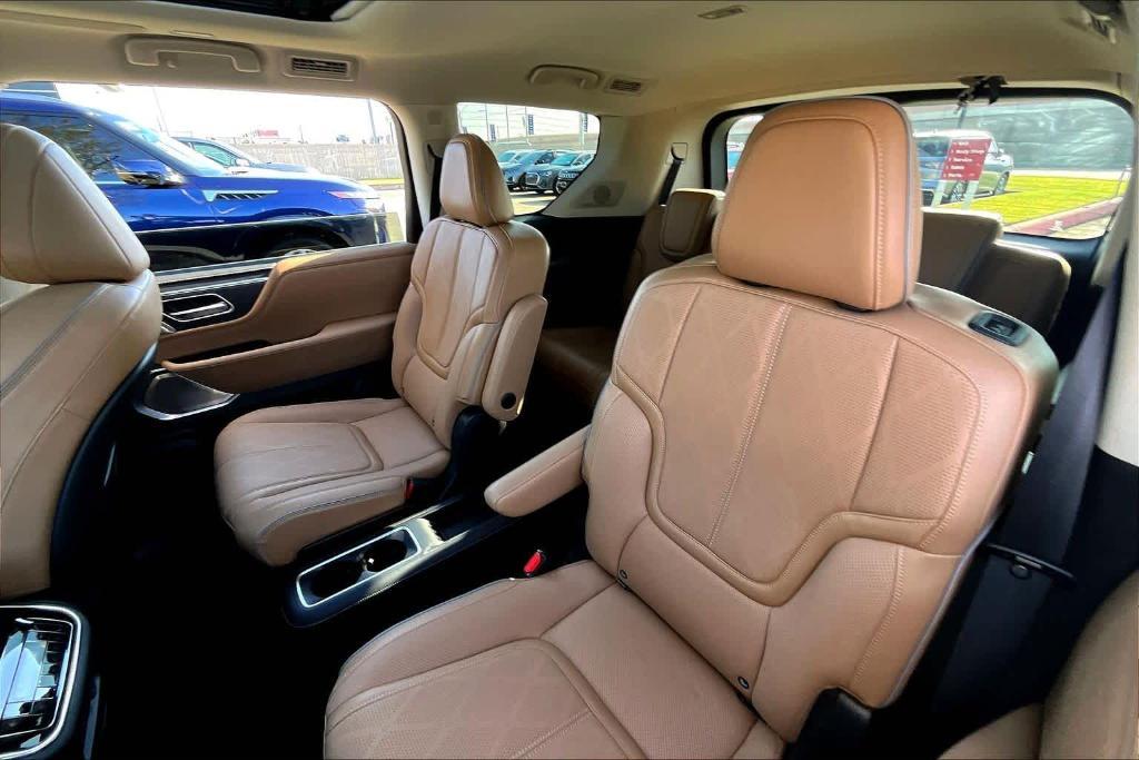 used 2025 INFINITI QX80 car, priced at $78,995