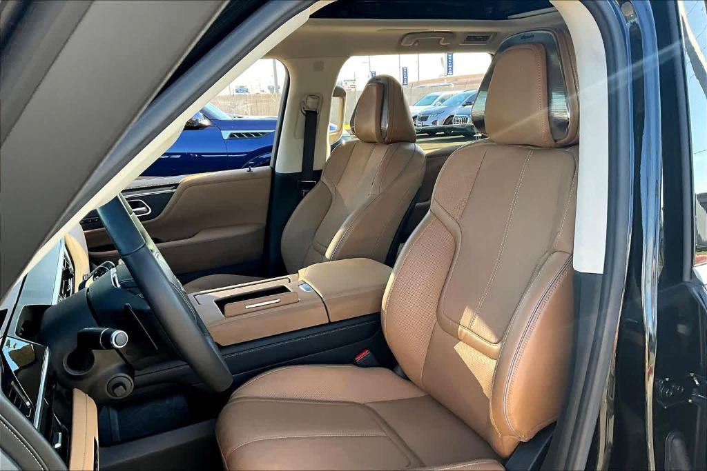 used 2025 INFINITI QX80 car, priced at $78,995