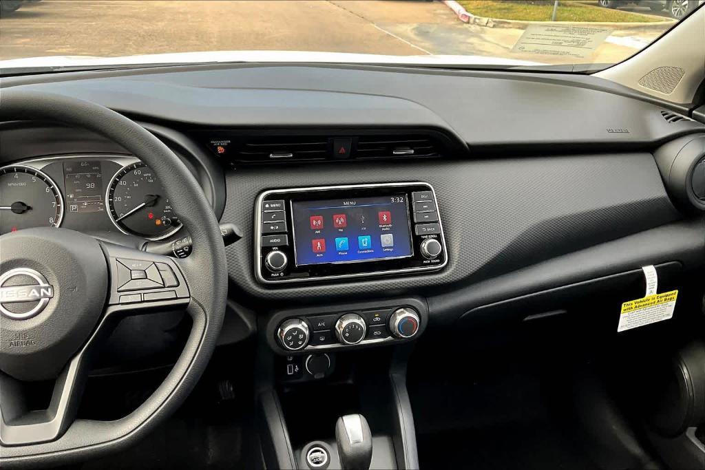 new 2025 Nissan Kicks Play car, priced at $24,515