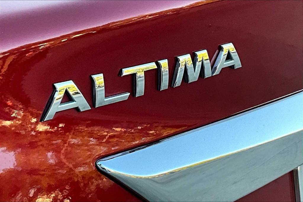 used 2014 Nissan Altima car, priced at $7,595