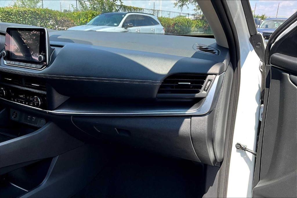 used 2024 Nissan Rogue car, priced at $22,895