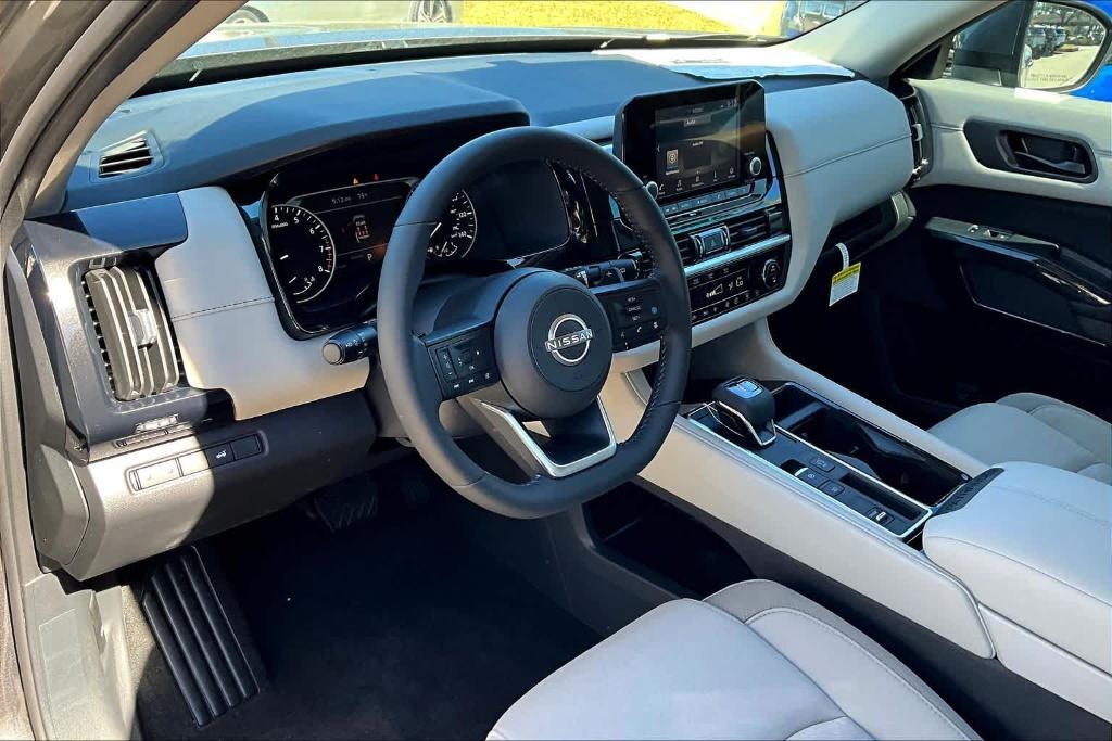 new 2025 Nissan Pathfinder car, priced at $35,223