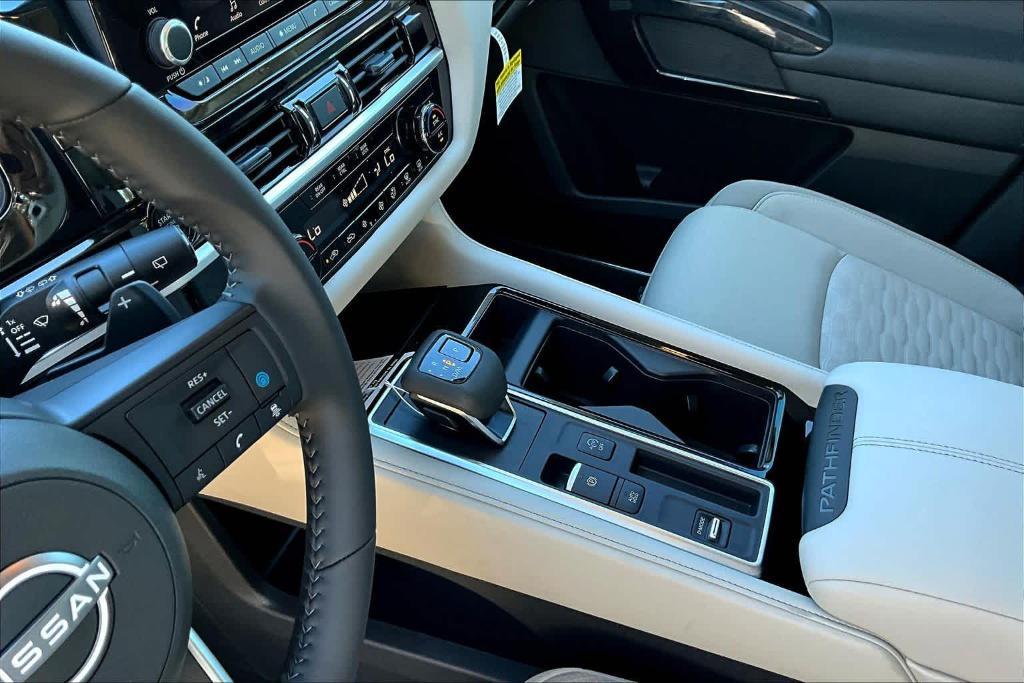 new 2025 Nissan Pathfinder car, priced at $35,223