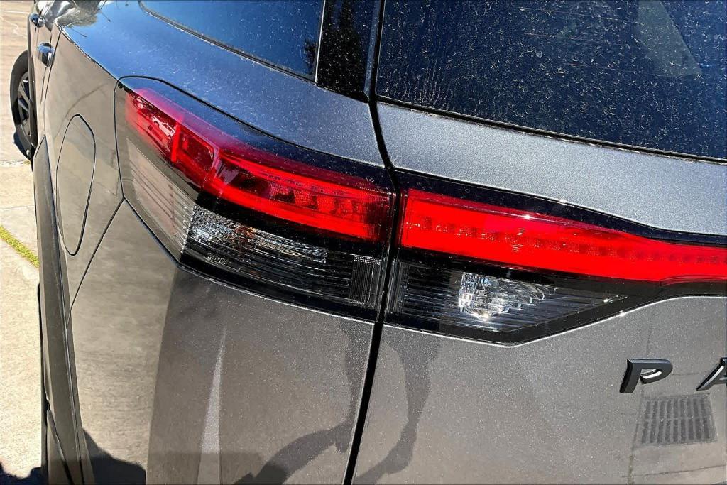 new 2025 Nissan Pathfinder car, priced at $35,223