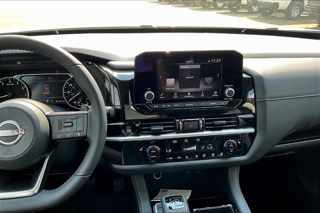 new 2025 Nissan Pathfinder car, priced at $33,350