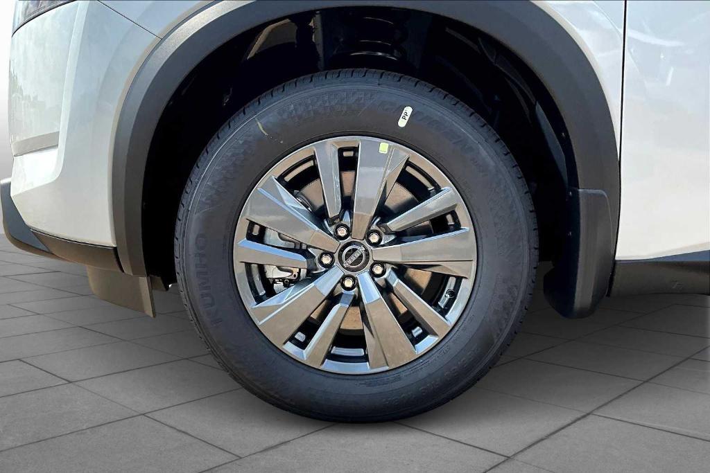 new 2025 Nissan Pathfinder car, priced at $33,350