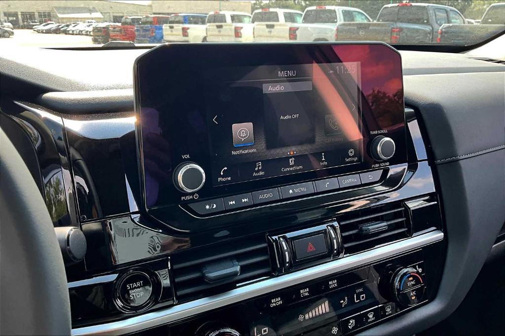 new 2025 Nissan Pathfinder car, priced at $33,350