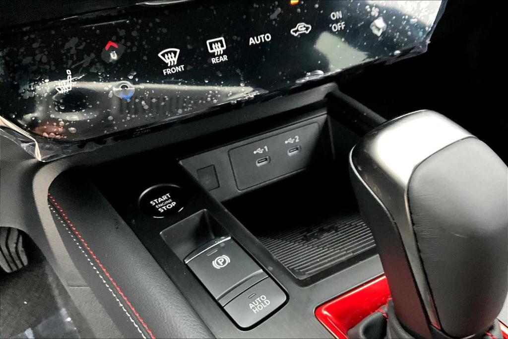 new 2025 Nissan Kicks car, priced at $29,101