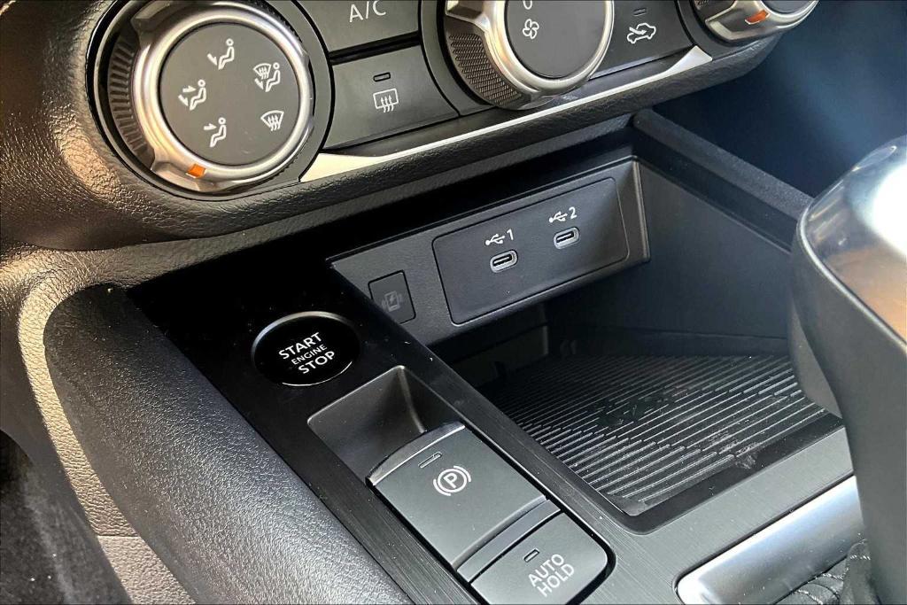 new 2025 Nissan Kicks car, priced at $23,500