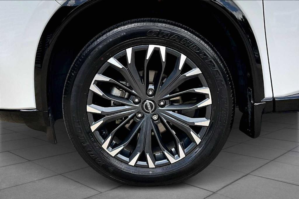 used 2024 Nissan Rogue car, priced at $33,795