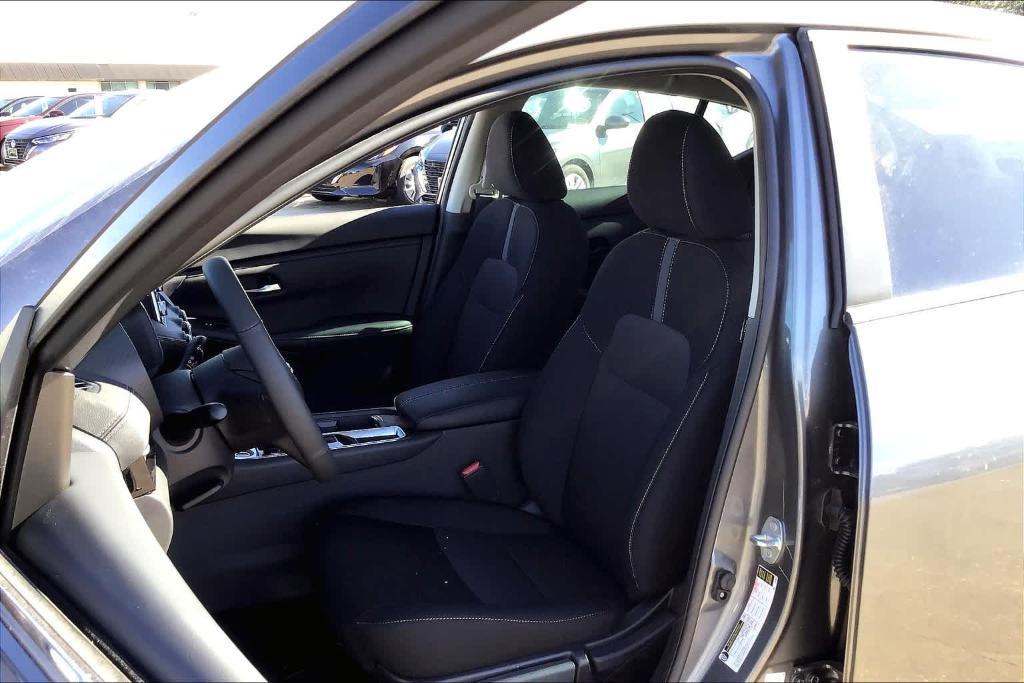 new 2025 Nissan Sentra car, priced at $24,905