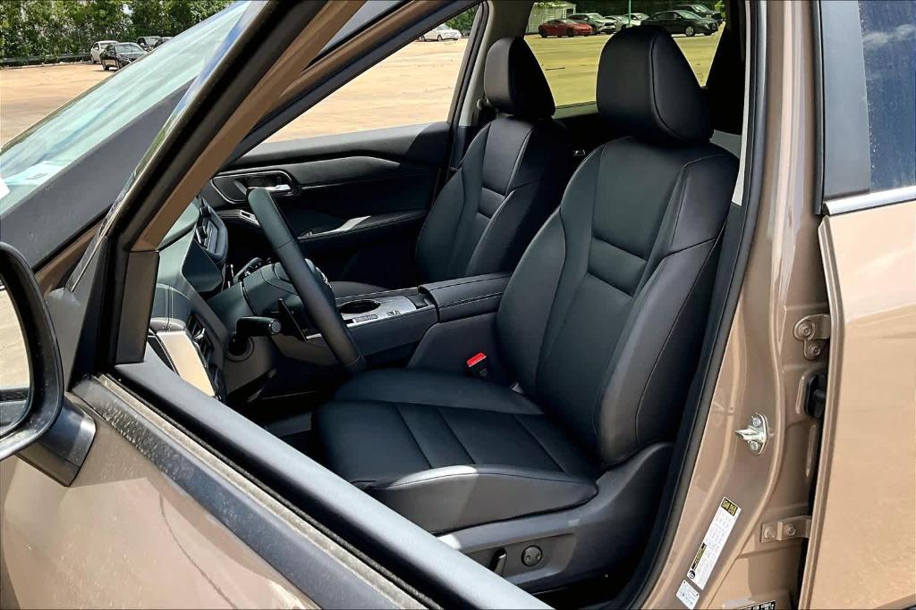 new 2025 Nissan Rogue car, priced at $32,452