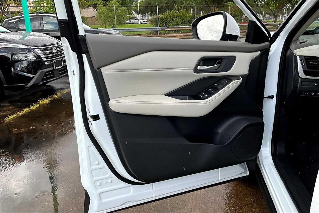 new 2025 Nissan Rogue car, priced at $31,540