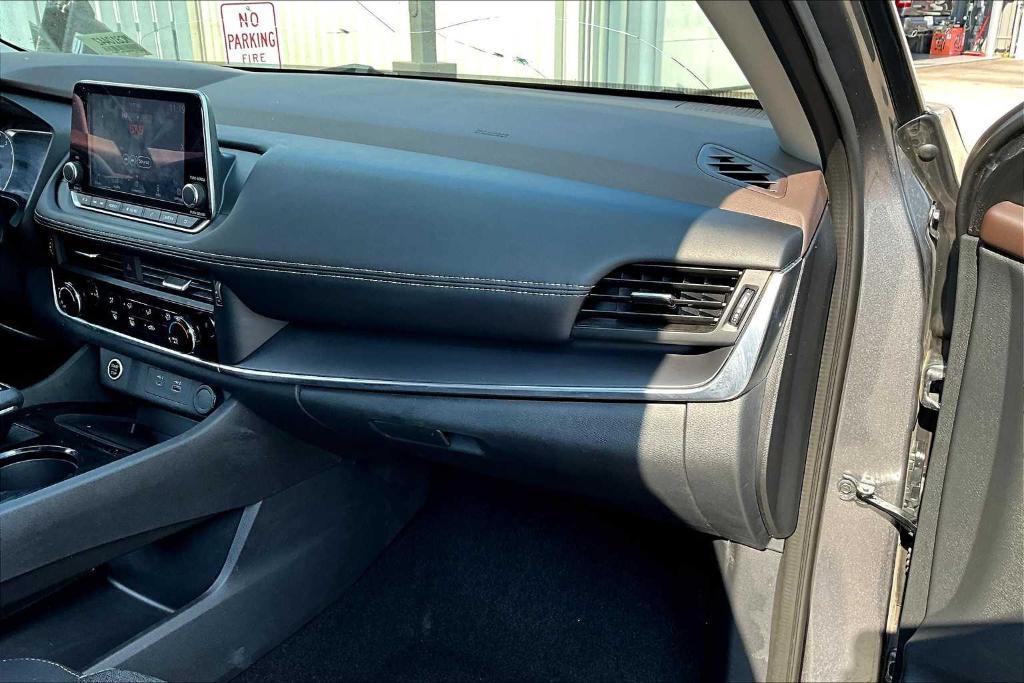 used 2021 Nissan Rogue car, priced at $14,991