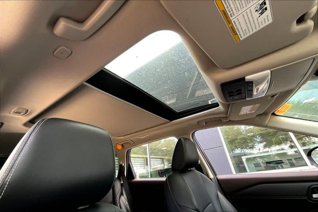 used 2022 Nissan Rogue car, priced at $24,995