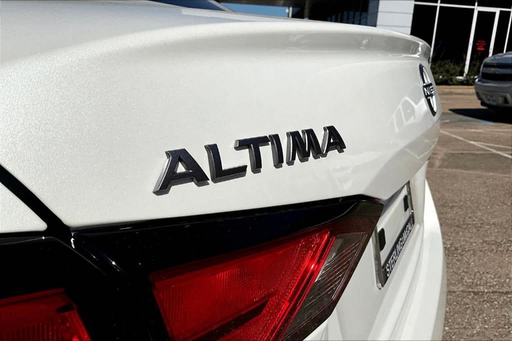 new 2025 Nissan Altima car, priced at $29,295