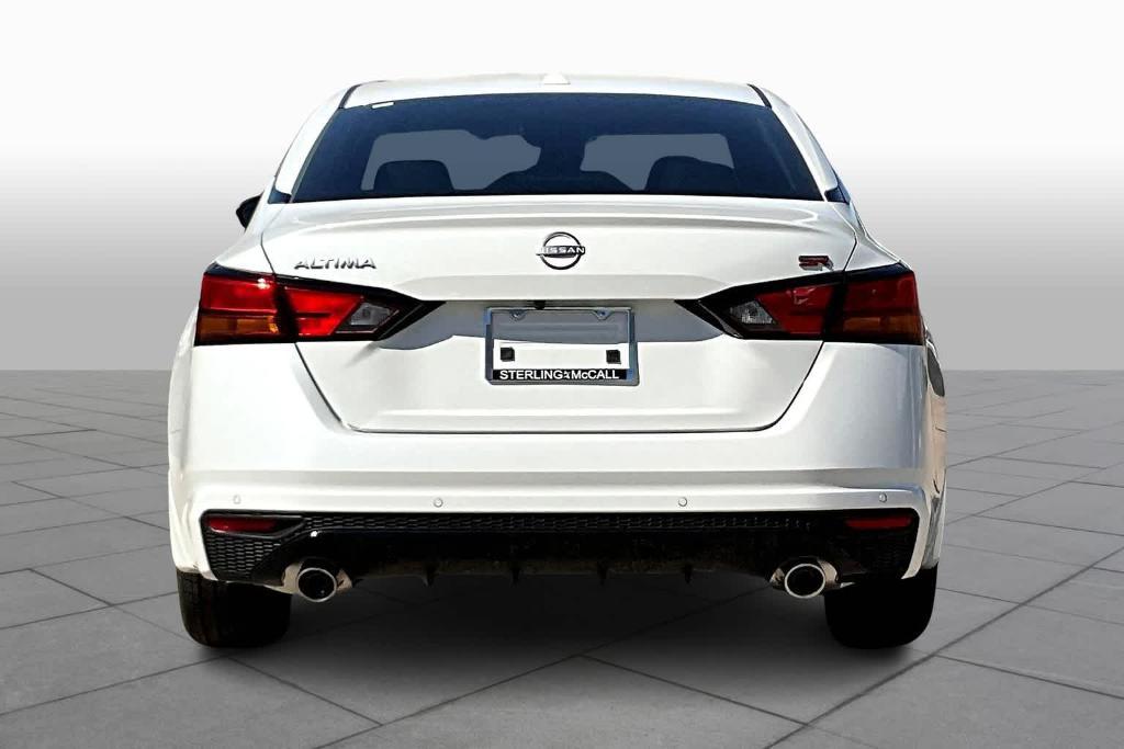 new 2025 Nissan Altima car, priced at $29,295