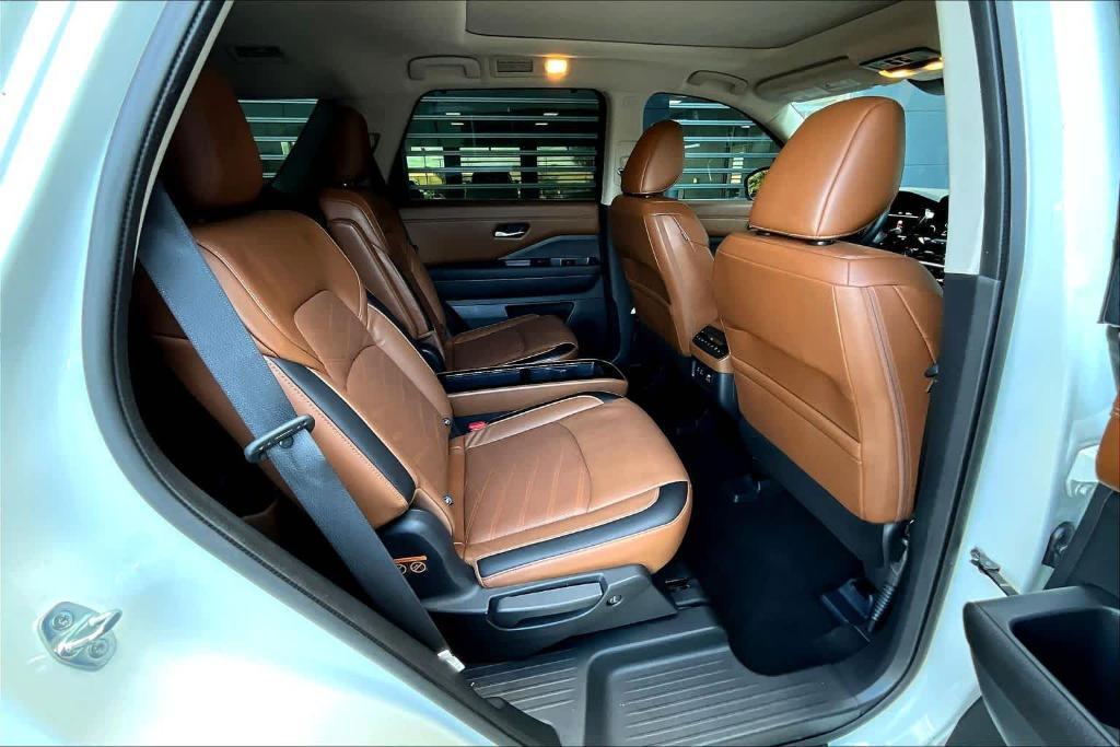 used 2023 Nissan Pathfinder car, priced at $36,395