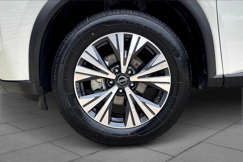 used 2023 Nissan Rogue car, priced at $22,591