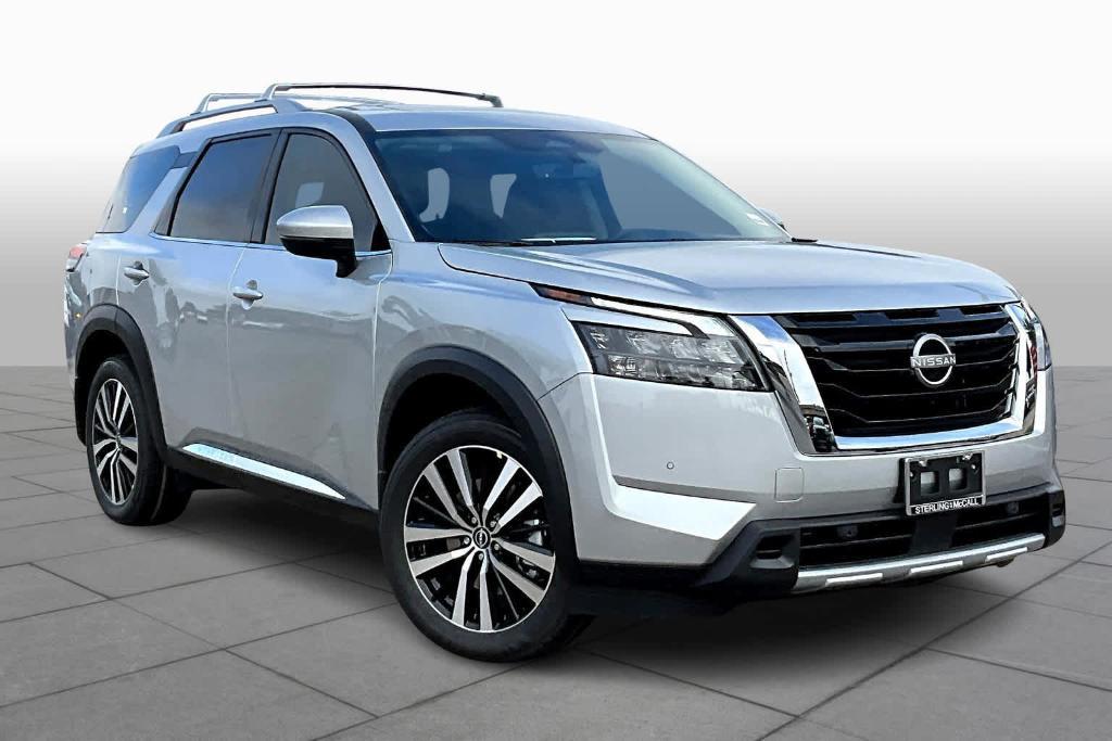 new 2025 Nissan Pathfinder car, priced at $51,655