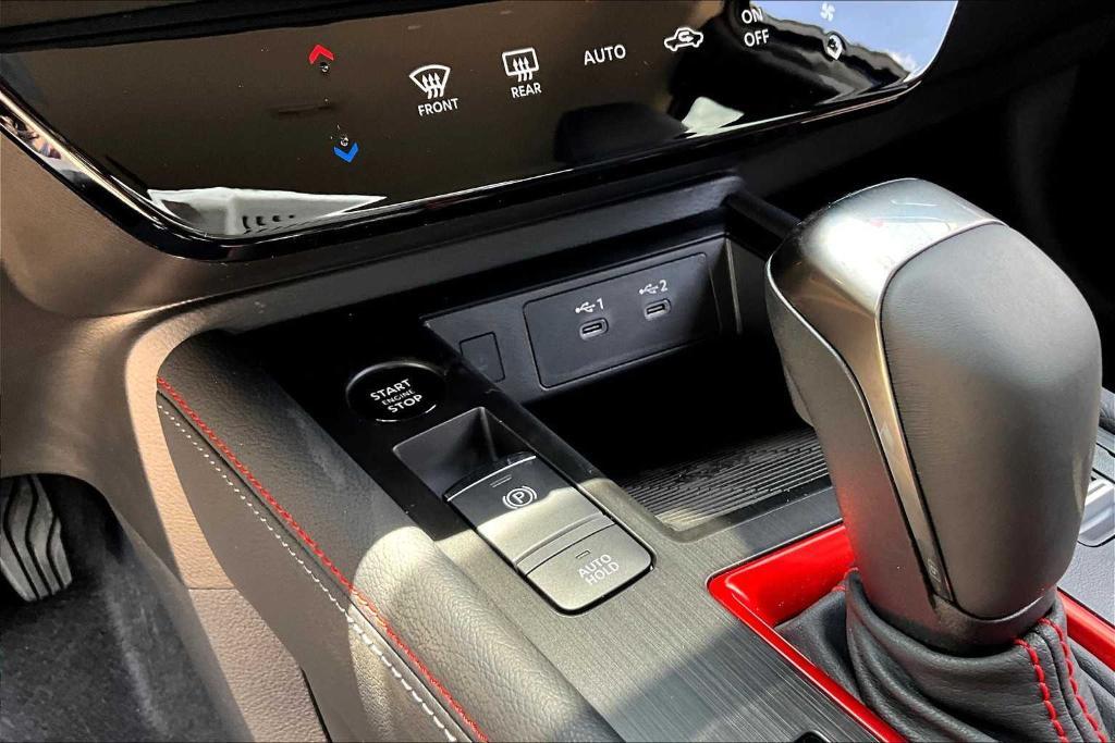new 2025 Nissan Kicks car, priced at $27,266