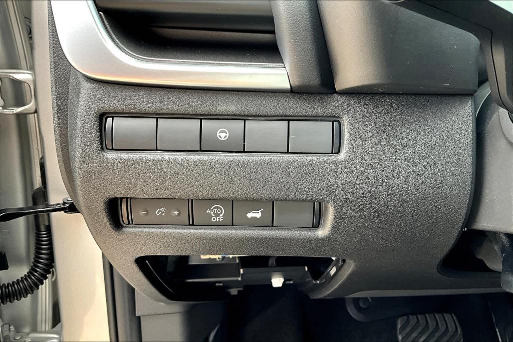 new 2025 Nissan Rogue car, priced at $32,027