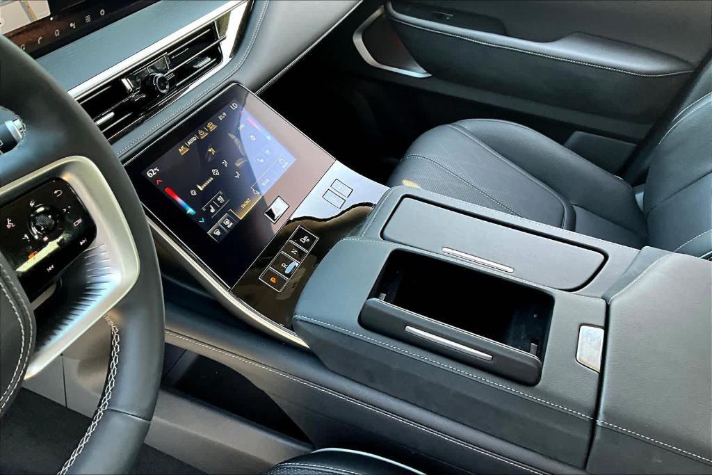 used 2025 INFINITI QX80 car, priced at $77,195