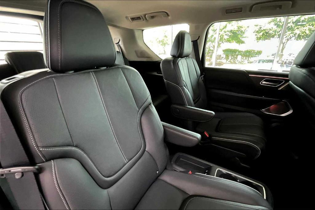 used 2025 INFINITI QX80 car, priced at $79,697