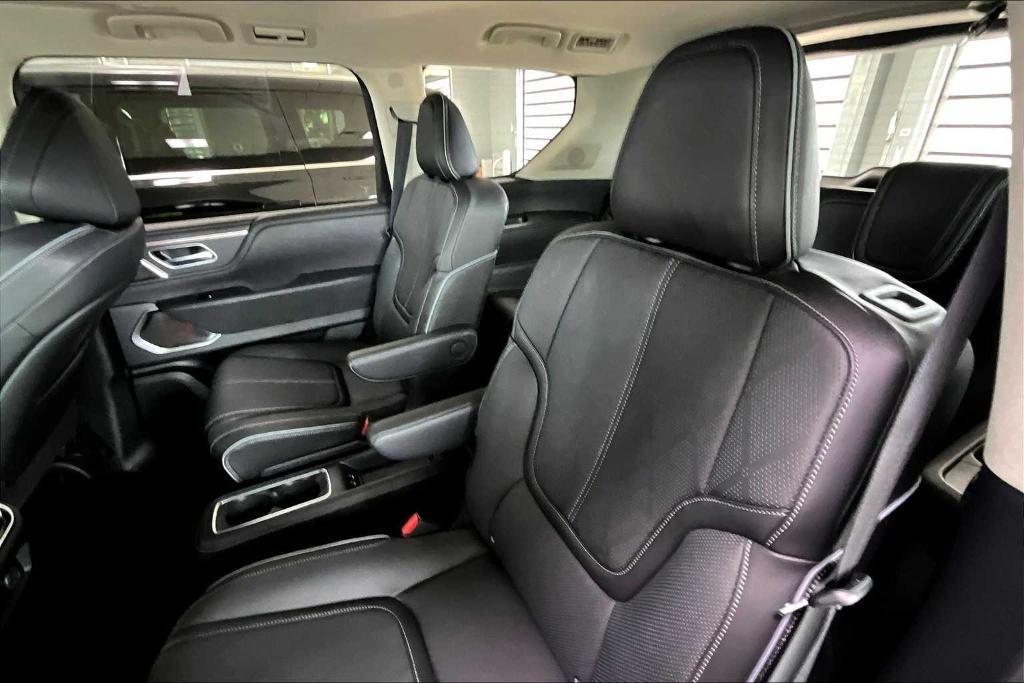 used 2025 INFINITI QX80 car, priced at $79,697