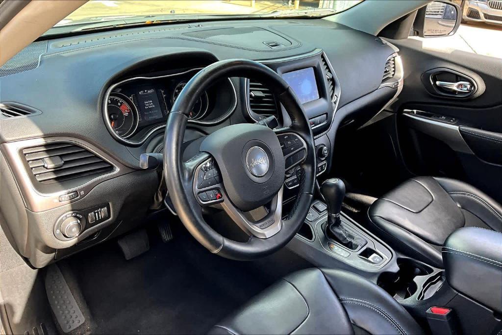 used 2021 Jeep Cherokee car, priced at $13,995