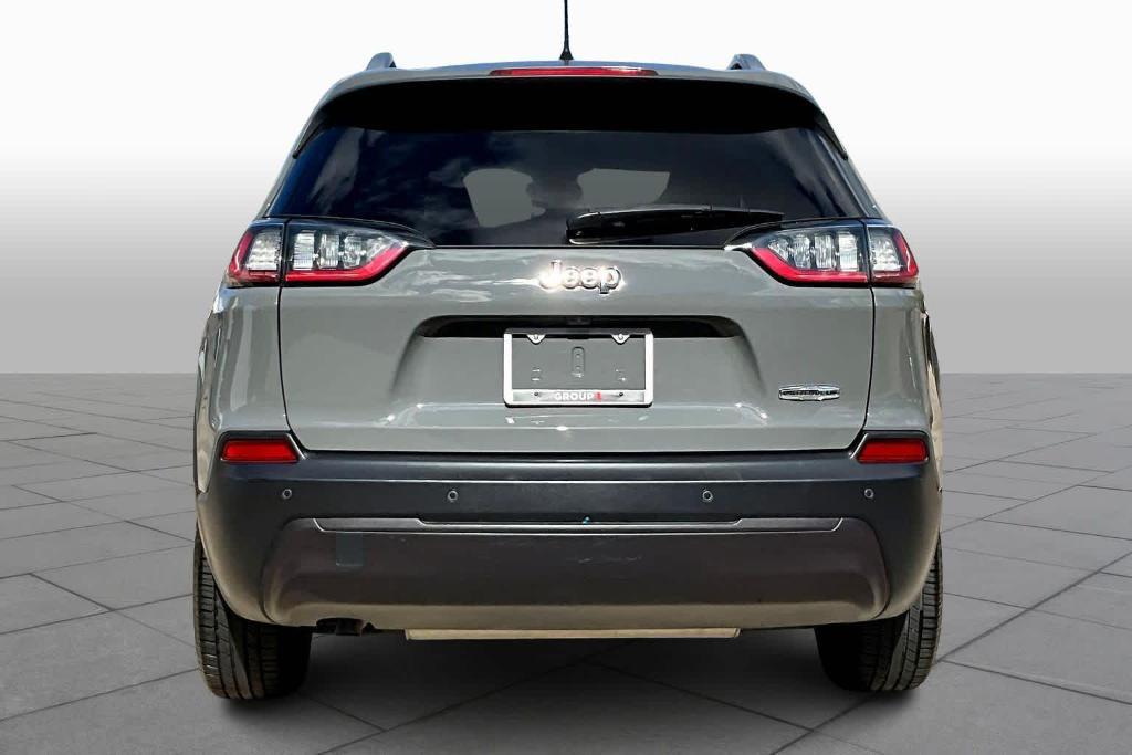 used 2021 Jeep Cherokee car, priced at $13,995