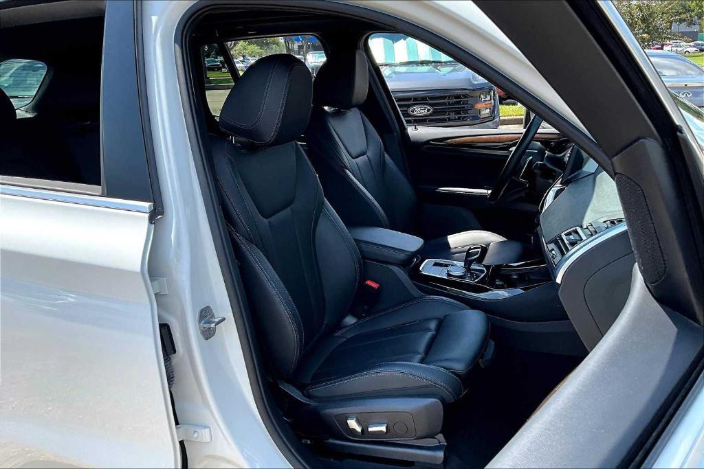 used 2023 BMW X3 car, priced at $26,891