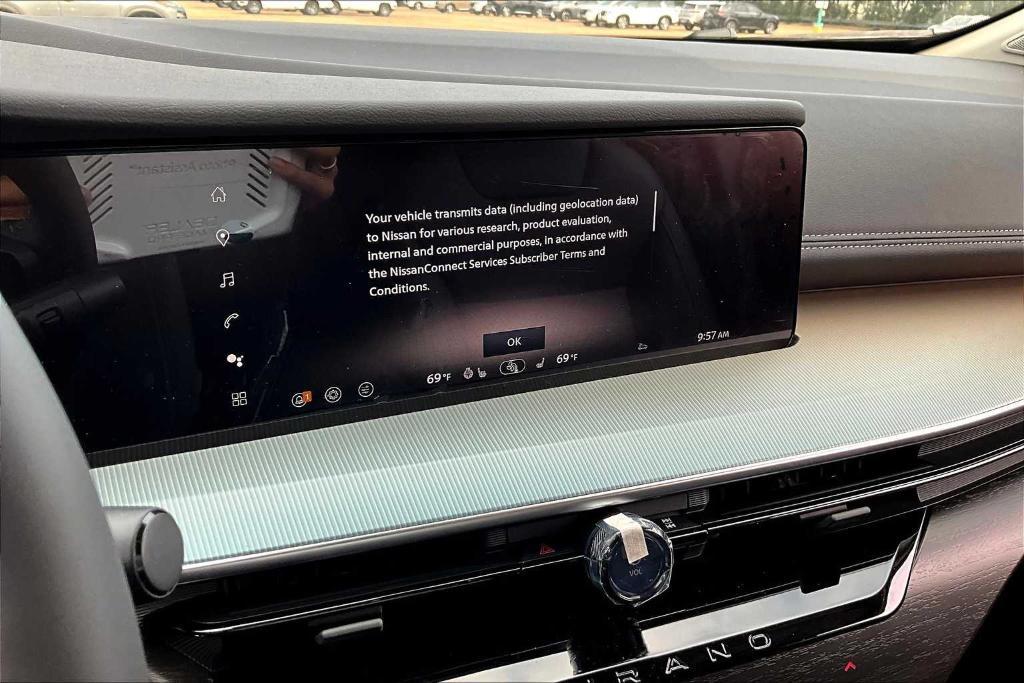new 2025 Nissan Murano car, priced at $46,275