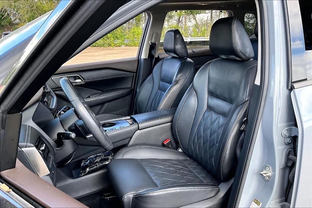 used 2022 Nissan Rogue car, priced at $23,900